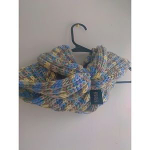 Bijoux Terner Snood Scarf Knit Cozy Colorful ✨Brand New✨